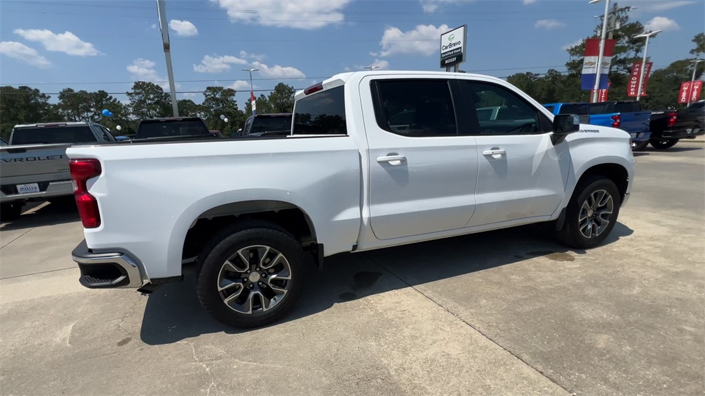 2023 Chevrolet Silverado 1500 LT photo 9