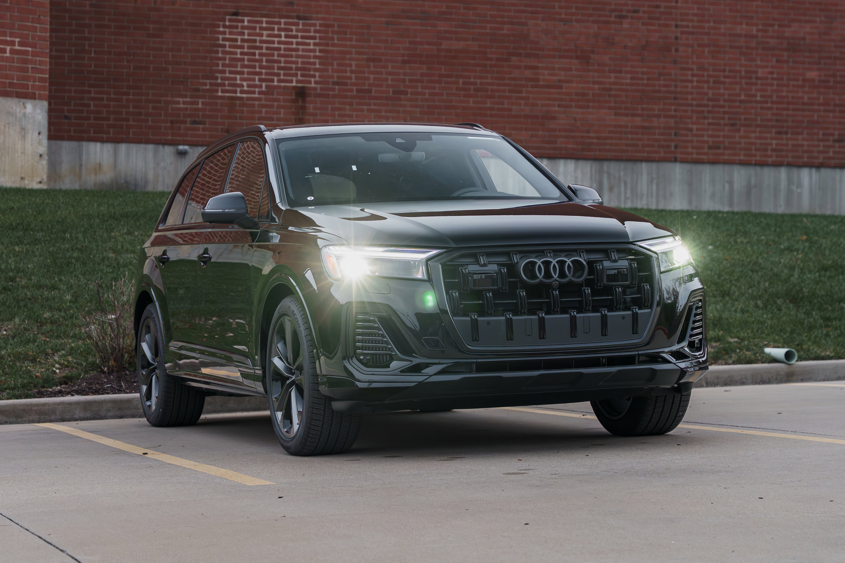 2026 Audi Q7 Premium Plus's photo