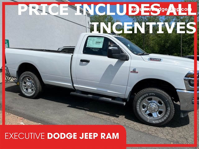 2025 Ram 3500 Tradesman photo 3