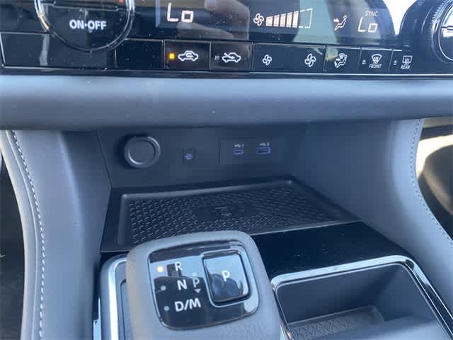 2025 Nissan Pathfinder SL photo 21