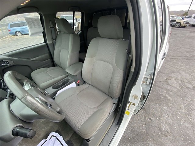 2018 Nissan Frontier SV photo 3