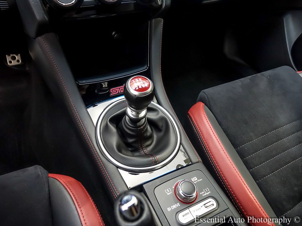 2020 SUBARU WRX - Image 19
