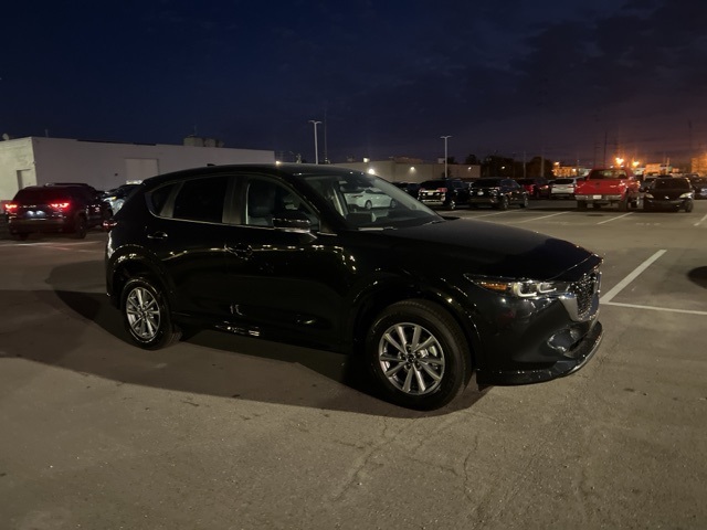 2025 Mazda CX-5 S Preferred package's photo