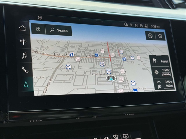 2022 Audi e-tron Prestige photo 3