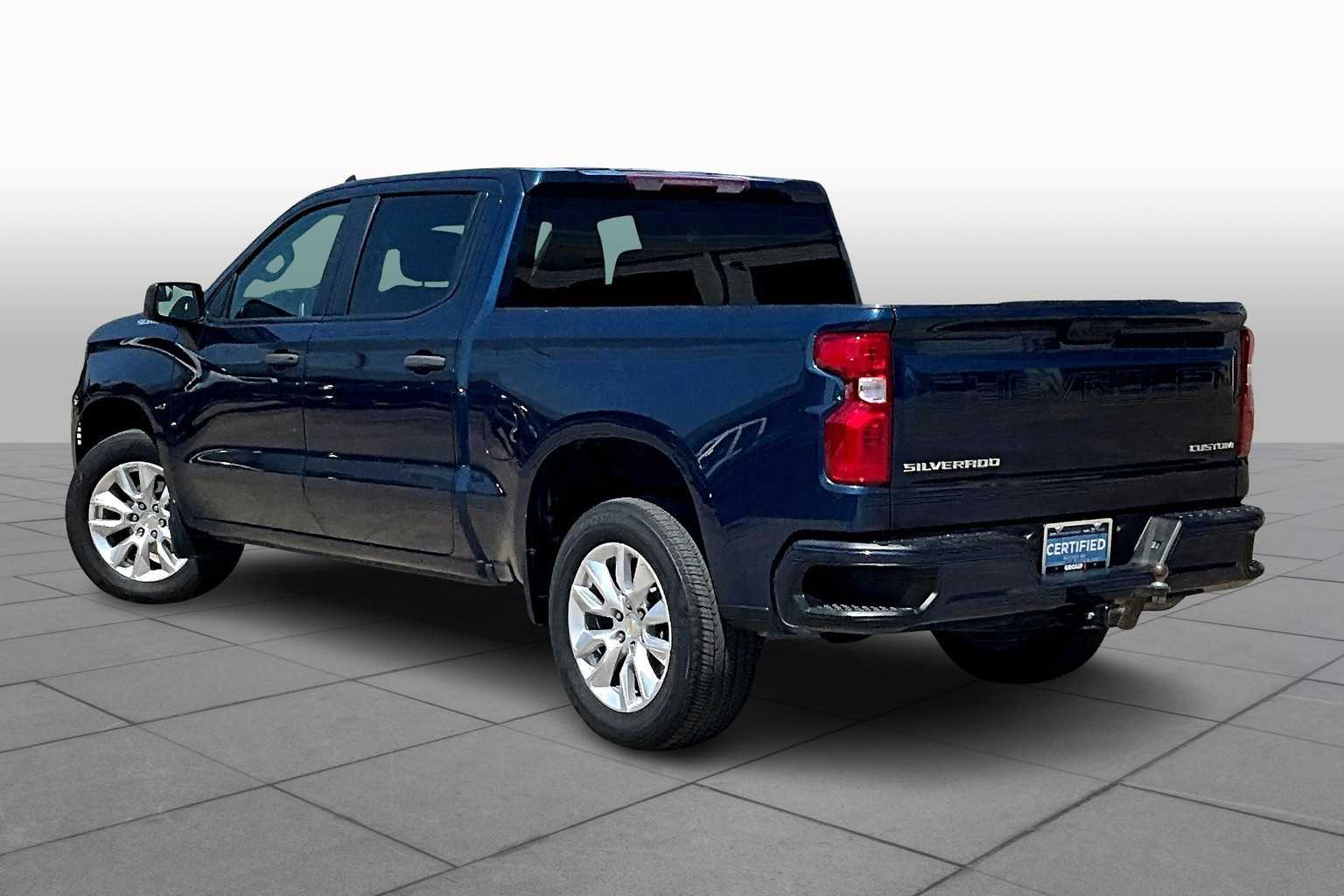 2023 Chevrolet Silverado 1500 Custom photo 10