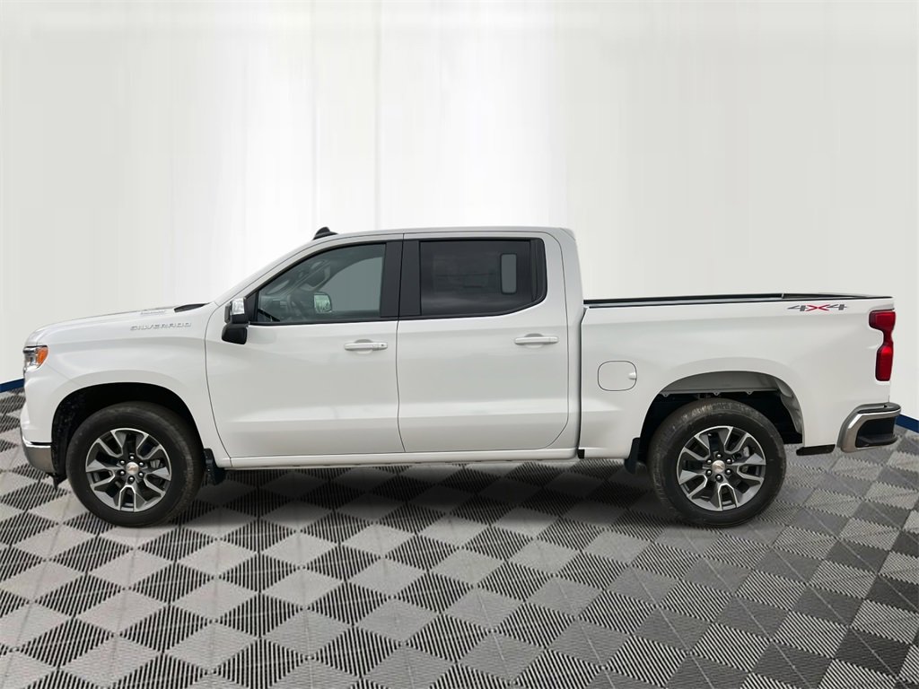 2026 Chevrolet Silverado 1500 LT photo 2