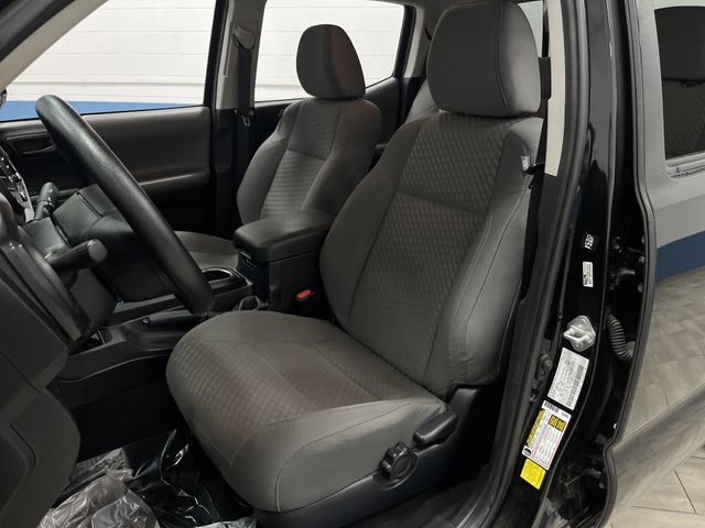 2022 Toyota Tacoma SR photo 4