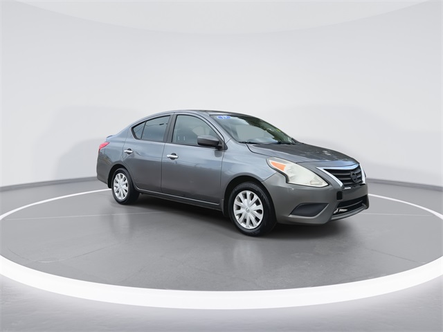 2019 Nissan Versa 1.6 SV photo 2