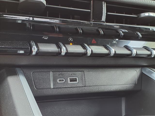 2026 Chevrolet Colorado LT photo 6