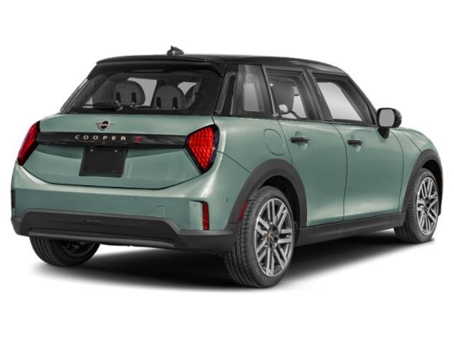 2026 Mini Cooper 4 Door Hardtop S Iconic photo 2