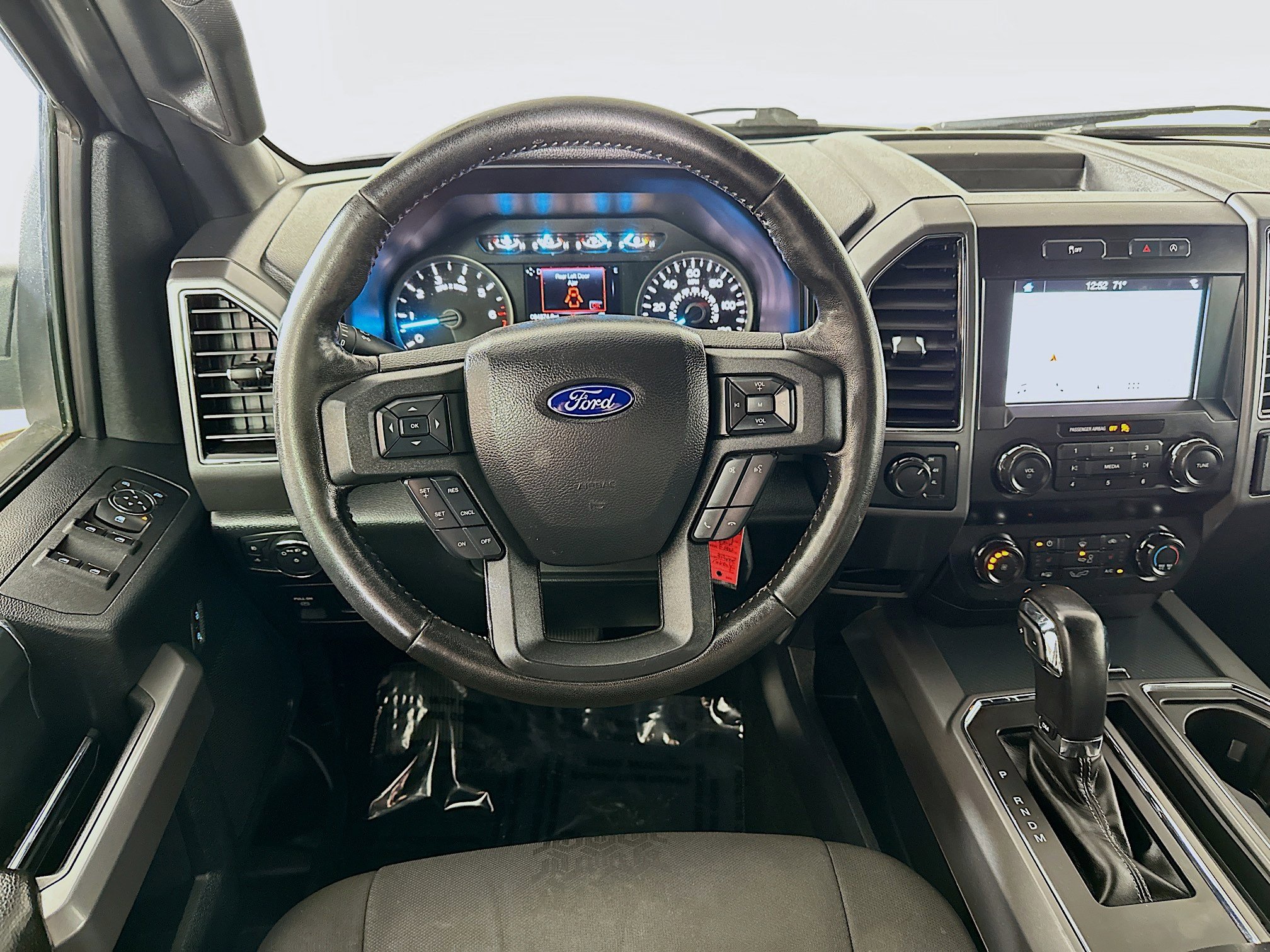 2019 Ford F-150 XLT photo 20