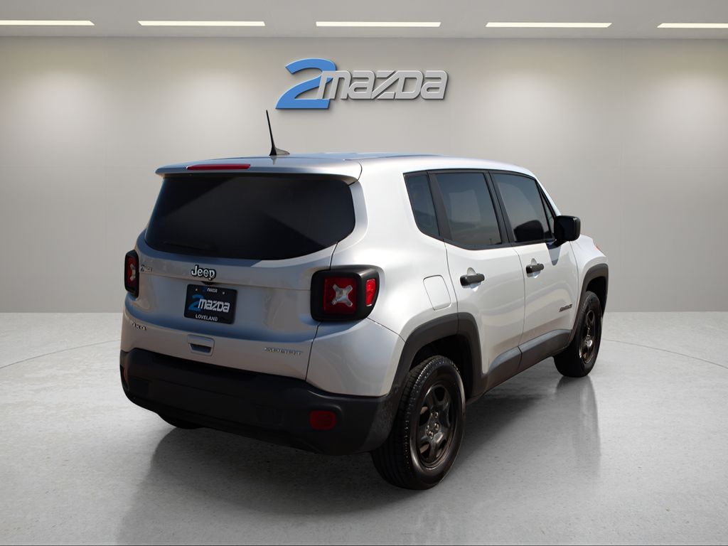 2021 Jeep Renegade Sport photo 4