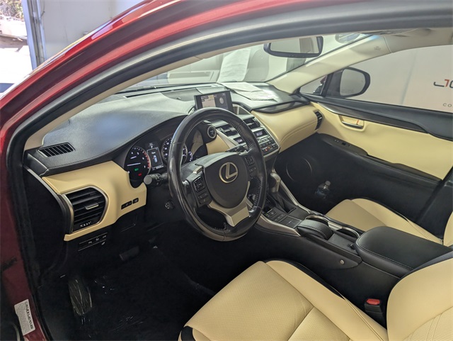 2015 Lexus NX 300h Luxury photo 10