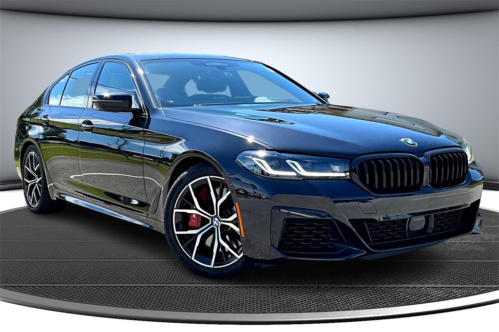 2023 Bmw M550i xDrive photo 2