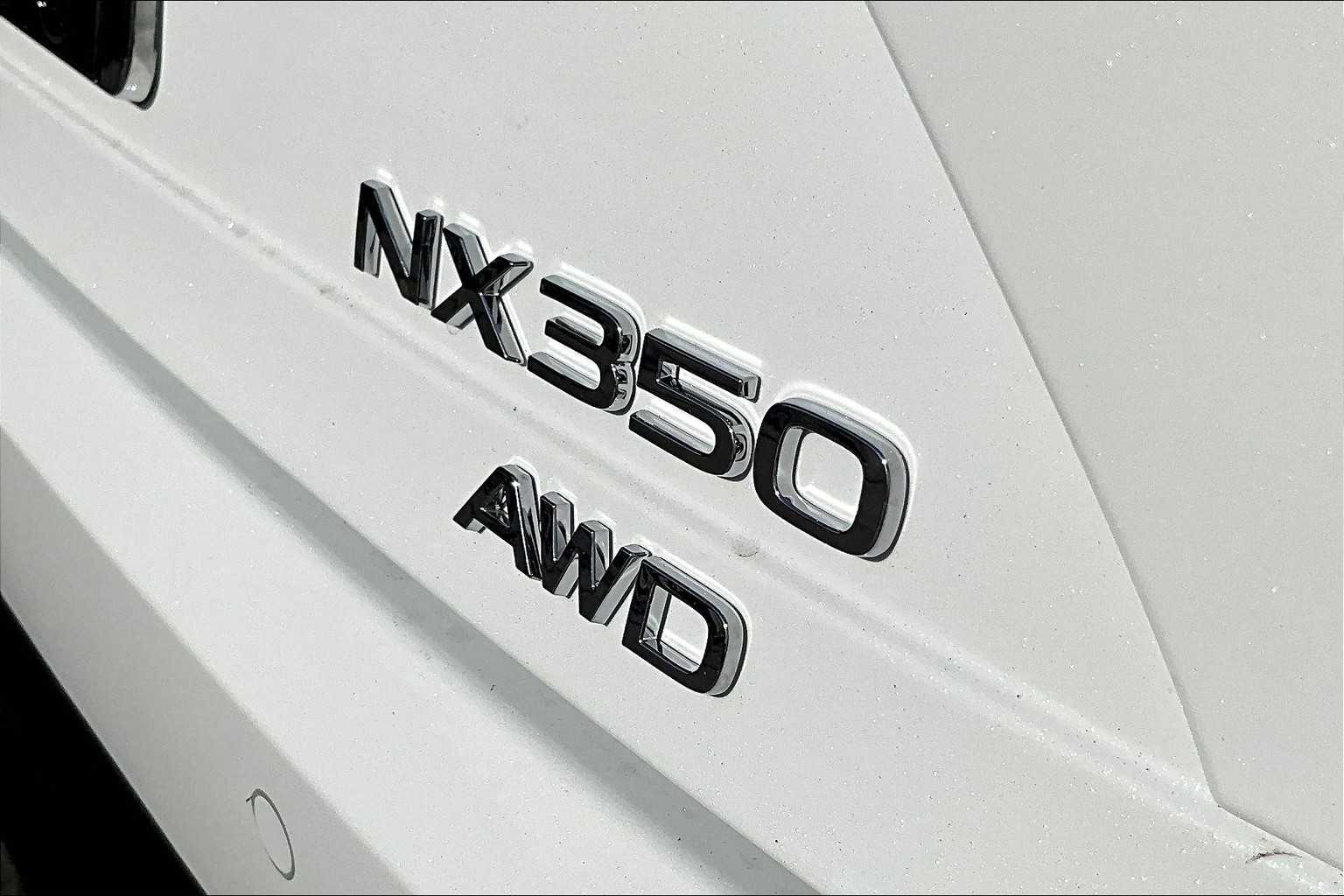 2026 Lexus NX 350 photo 8