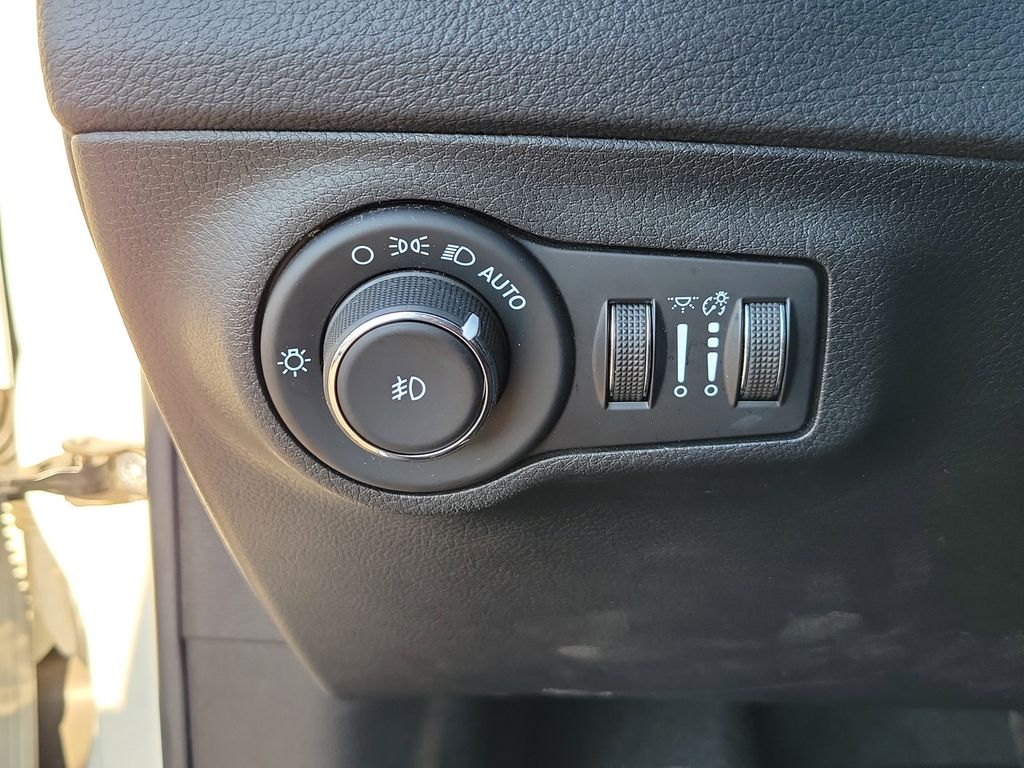 2021 Jeep Compass Limited photo 11