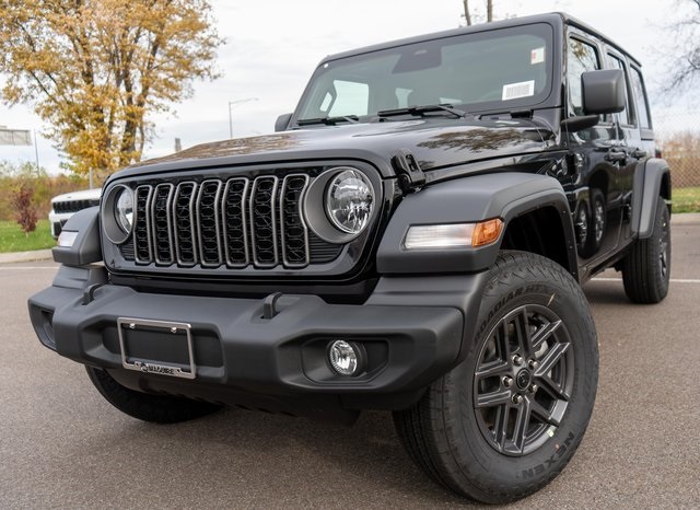 2026 Jeep Wrangler 4-Door Sport S's photo