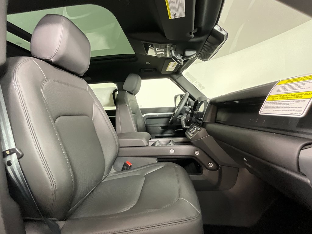 2026 Land Rover Defender 110 S photo 3