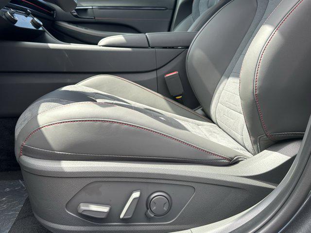2025 Hyundai Sonata N Line photo 8