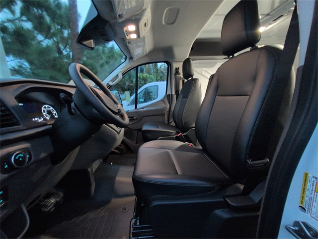 2025 Ford Transit Cargo Van photo 6