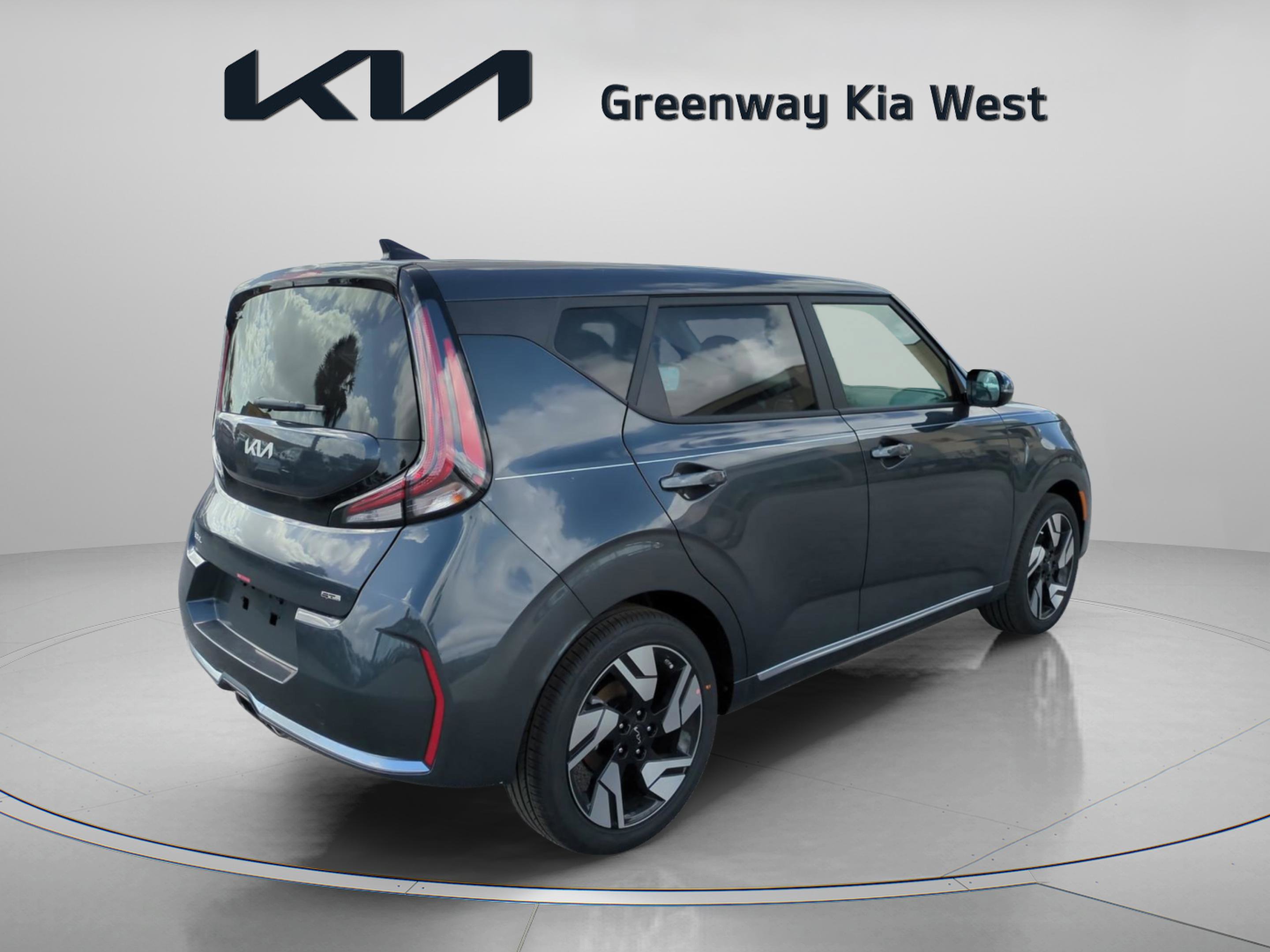 2025 Kia Soul GT-Line photo 7