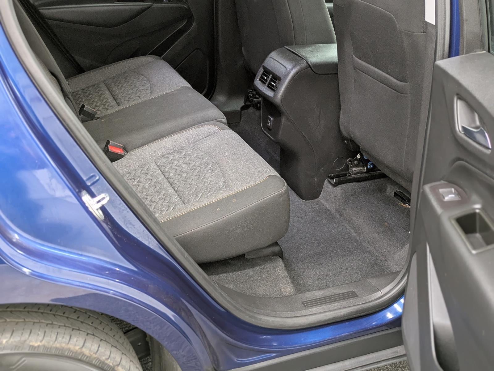 2022 Chevrolet Equinox LT photo 18