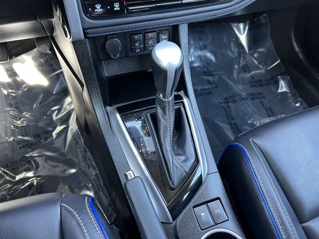 2018 Toyota Corolla XSE photo 20