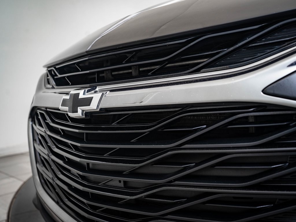 2019 Chevrolet Malibu RS photo 3