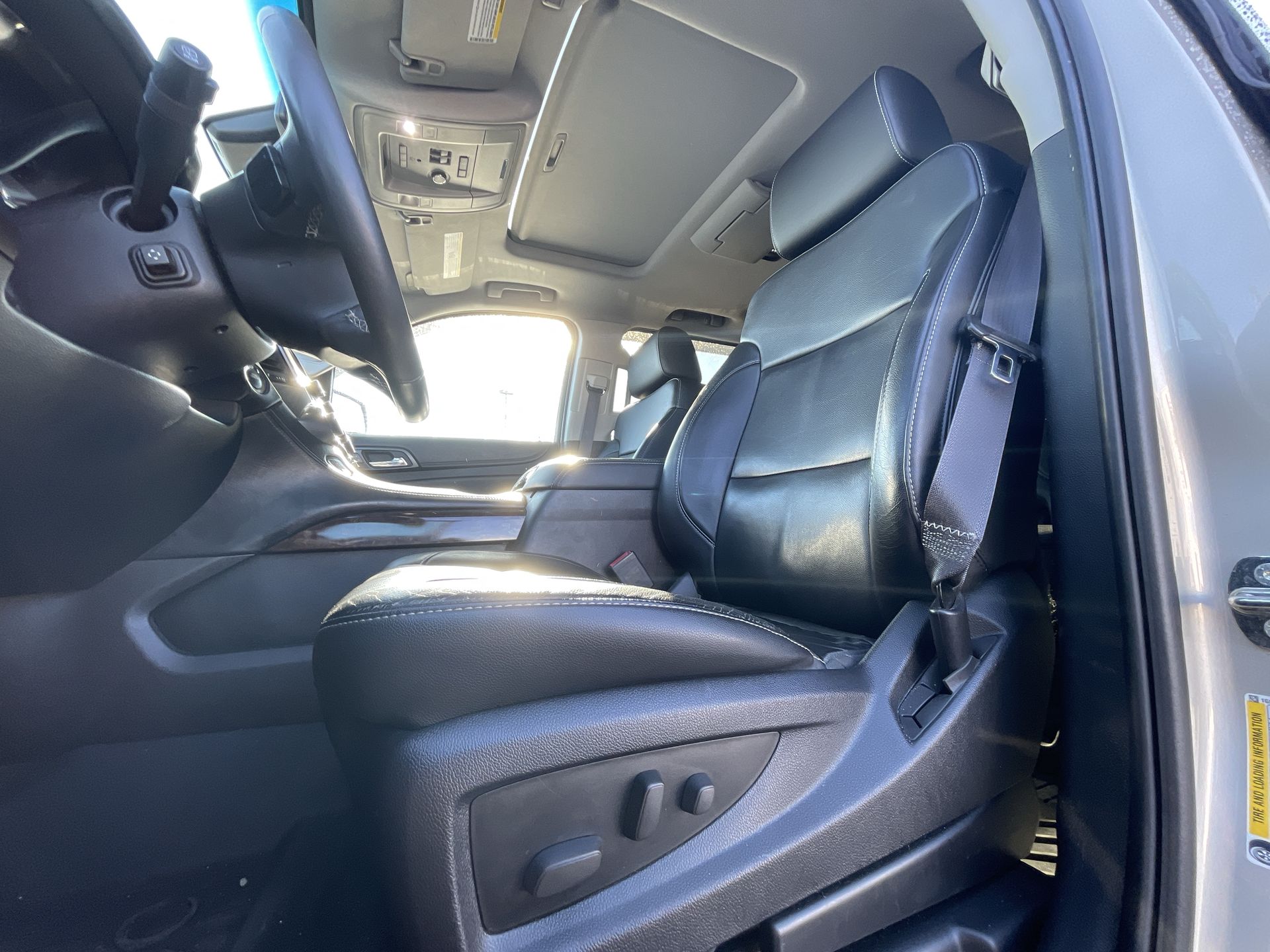2015 Chevrolet Tahoe LT photo 54