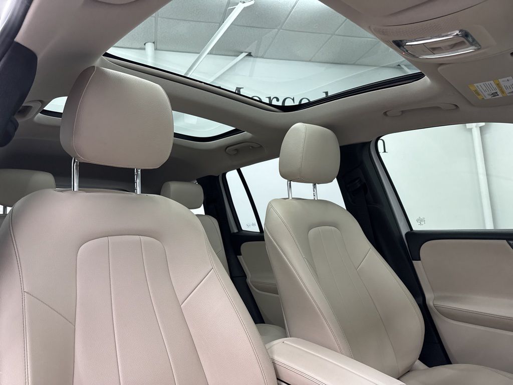2021 Mercedes Benz GLB 250 photo 26