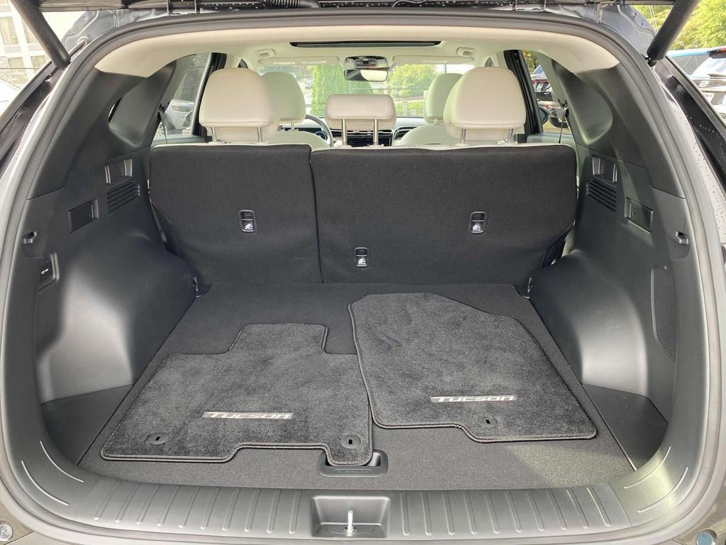 2024 Hyundai Tucson Hybrid Limited photo 7