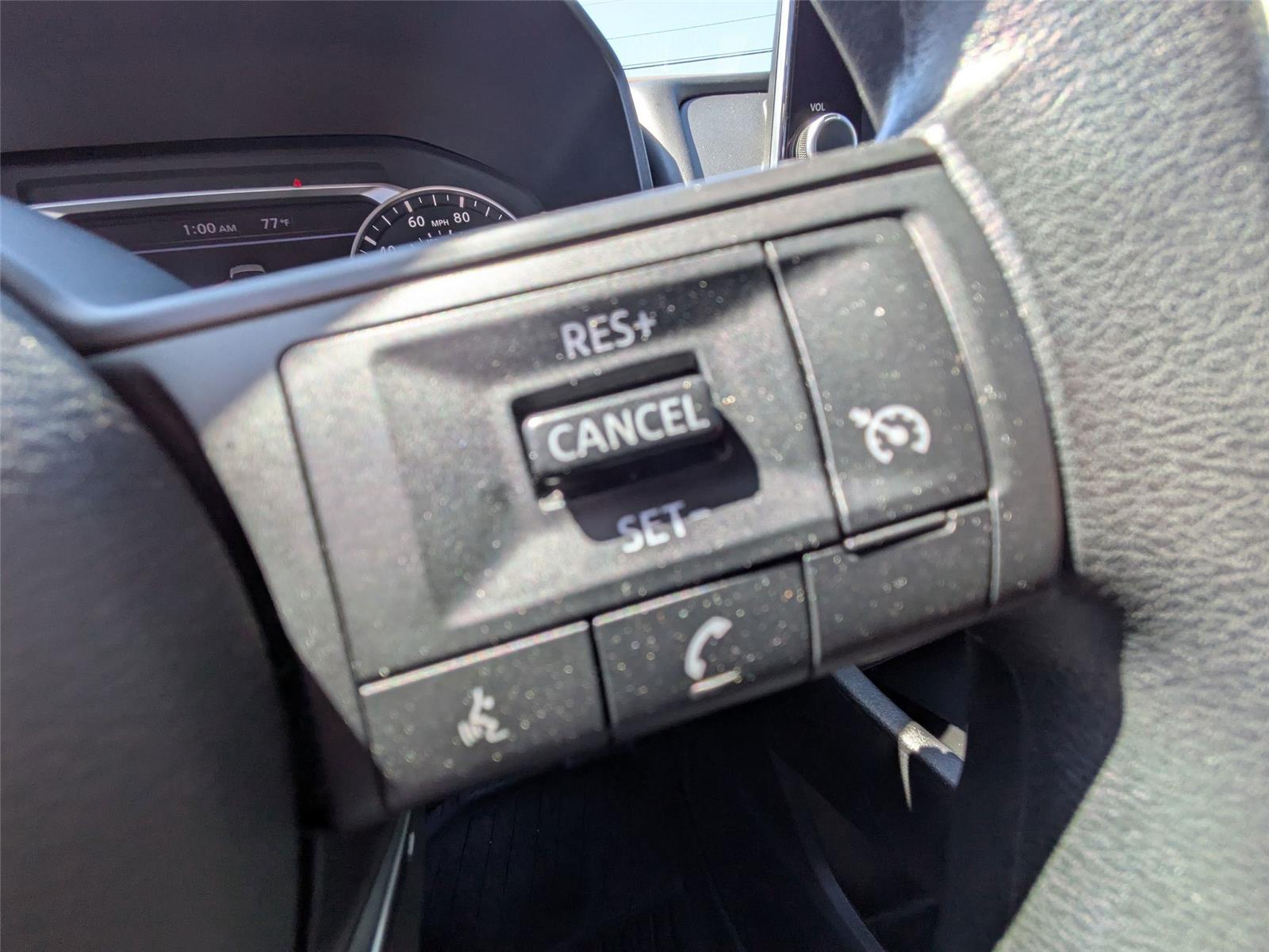 2023 Nissan Rogue S photo 15
