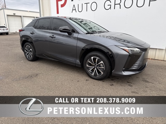 2023 Lexus RZ Premium's photo