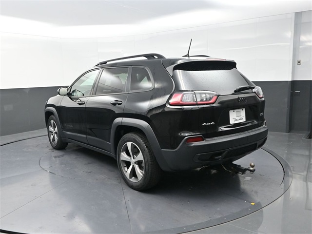 2020 Jeep Cherokee Latitude photo 2