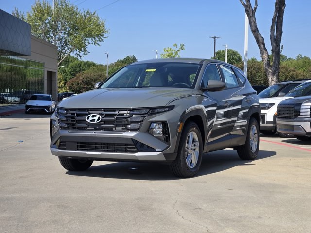 2026 Hyundai Tucson SE photo 2