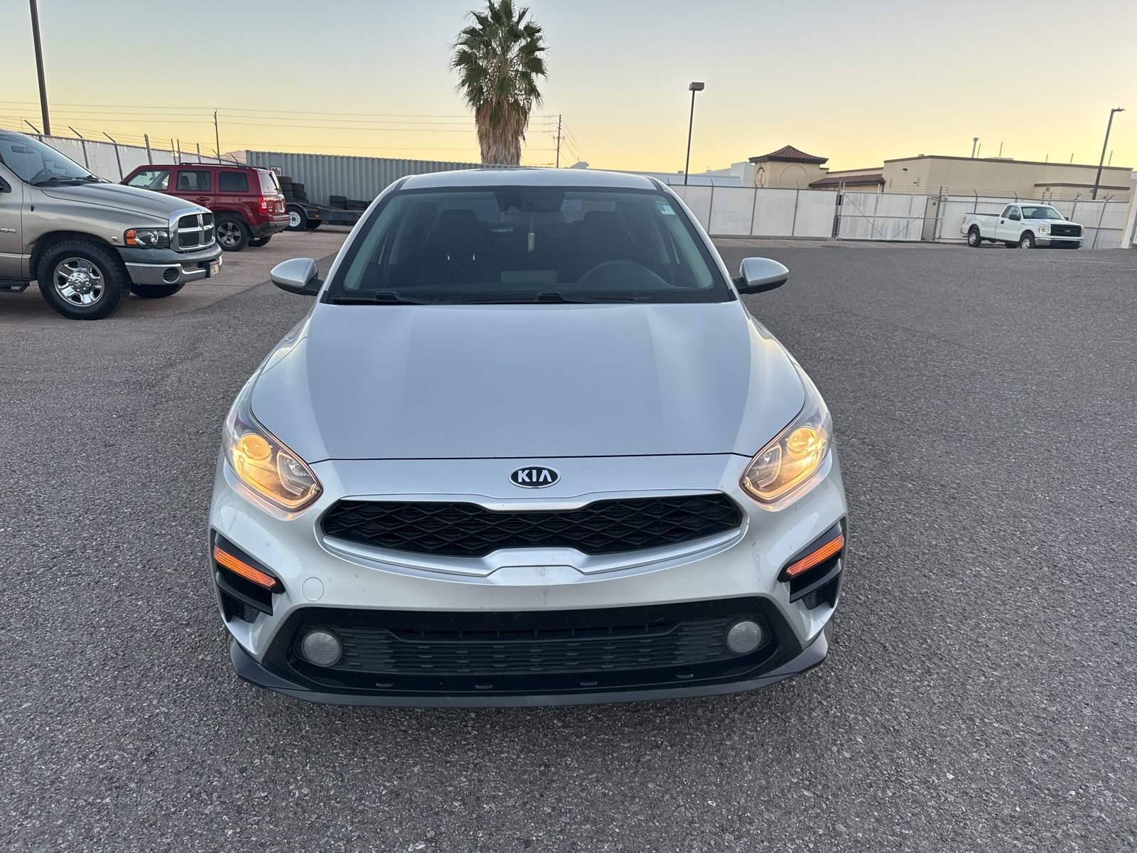 2020 Kia Forte LXS photo 2