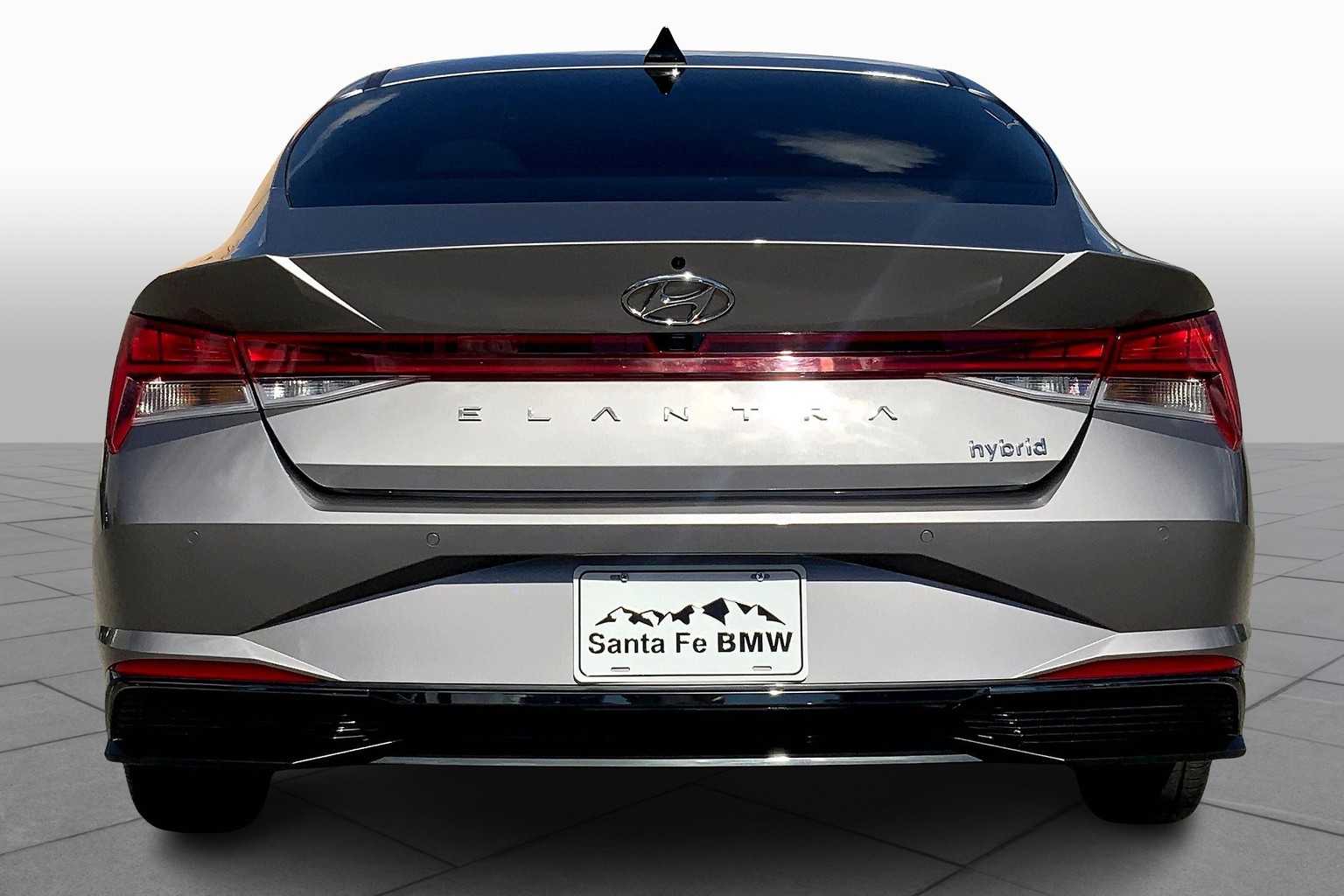 2023 Hyundai Elantra Hybrid Limited photo 4