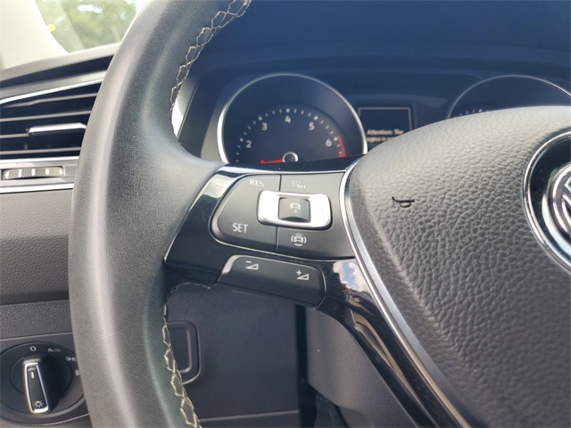 2021 Volkswagen Tiguan SE photo 14