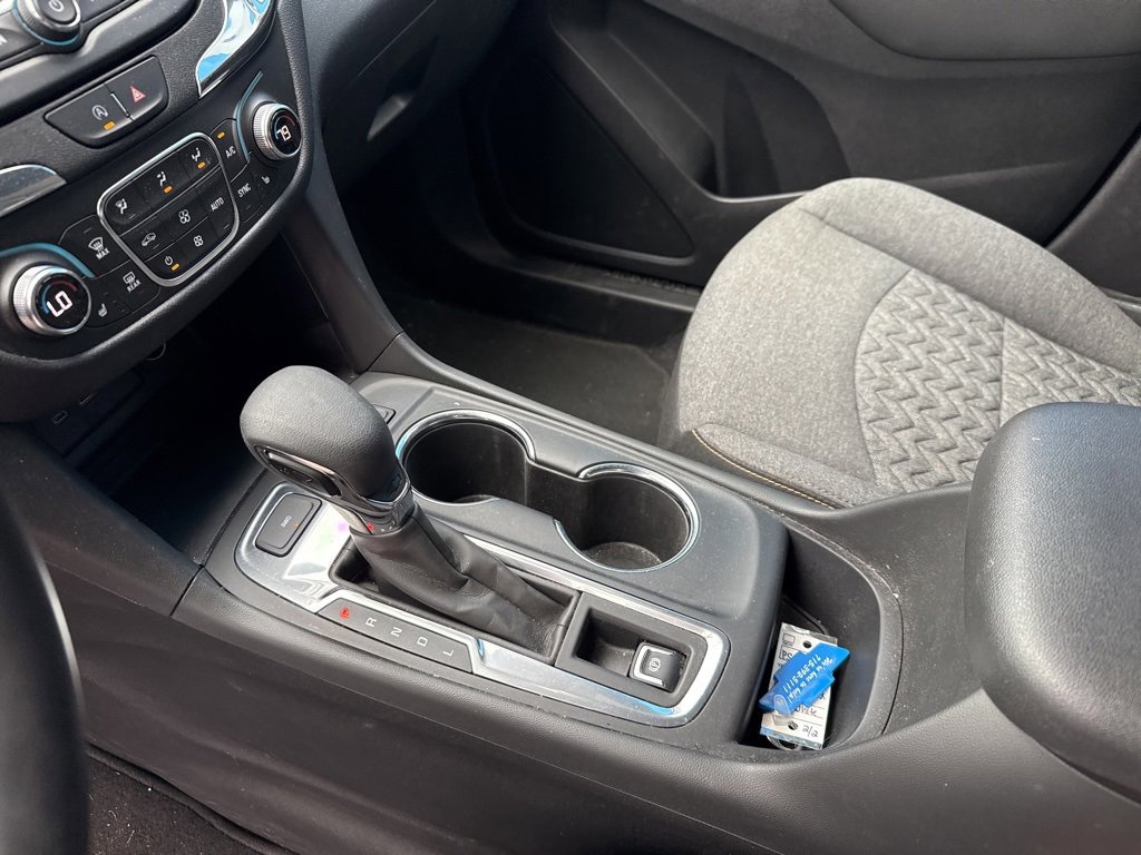 2023 Chevrolet Equinox LT photo 25