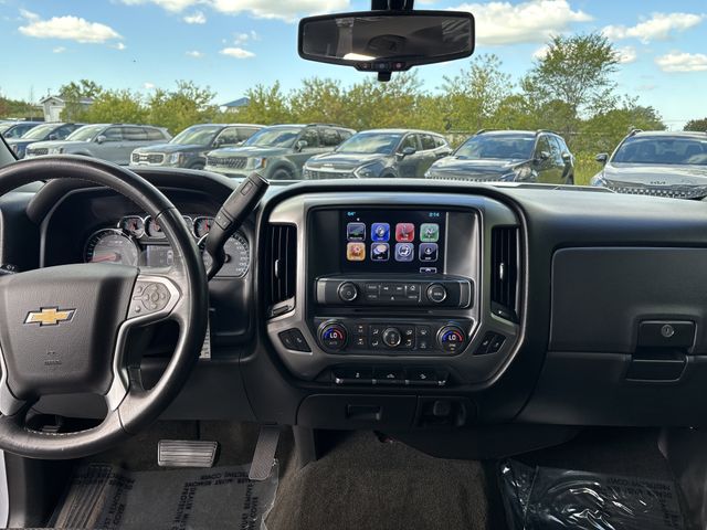 2017 Chevrolet Silverado 1500 LT photo 5