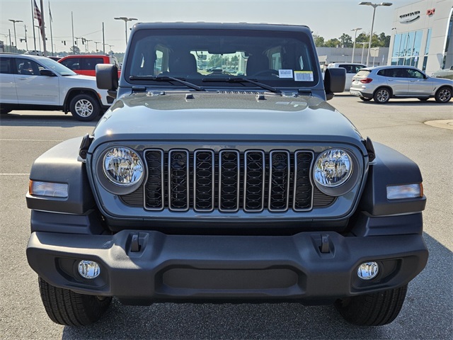 2025 Jeep Wrangler Sport photo 2