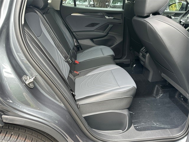 2025 Volkswagen Tiguan SE photo 15