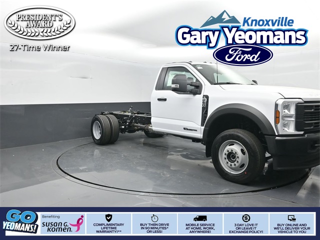 2025 Ford F-600 Super Duty Chassis Cab XL's photo