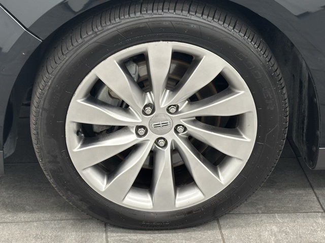 2014 Lincoln MKS Base photo 6