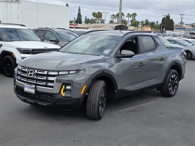 2025 Hyundai Santa Cruz SEL Activity photo 3