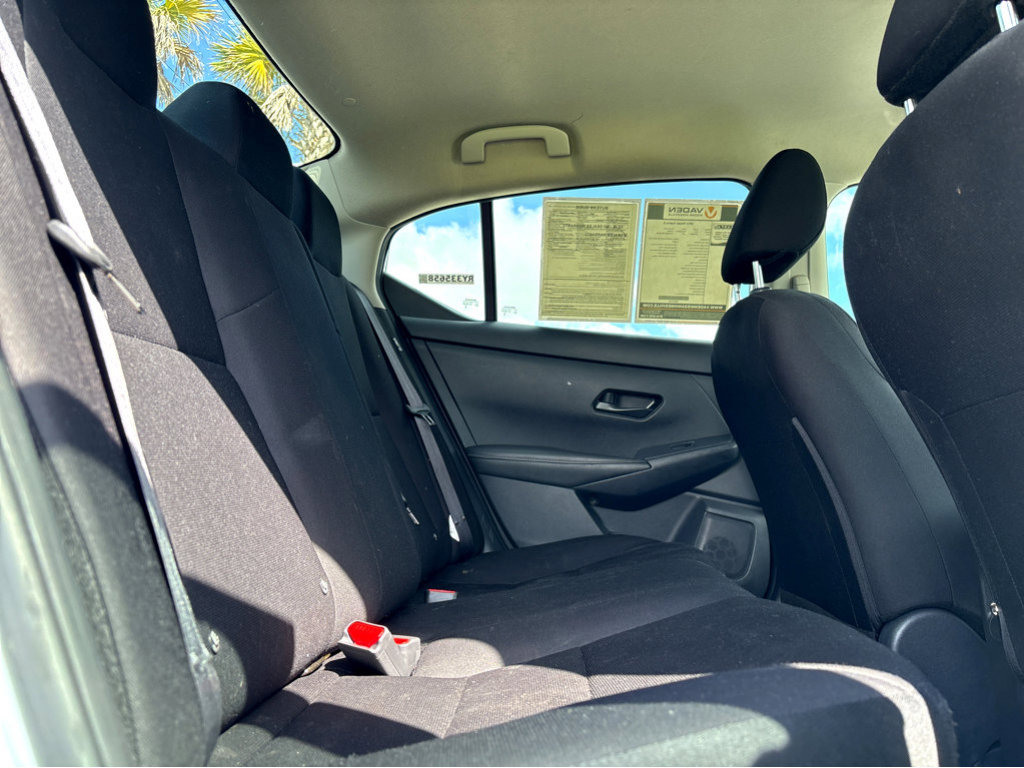 2024 Nissan Sentra S photo 19