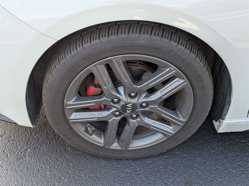 2020 Kia Forte GT-Line photo 7