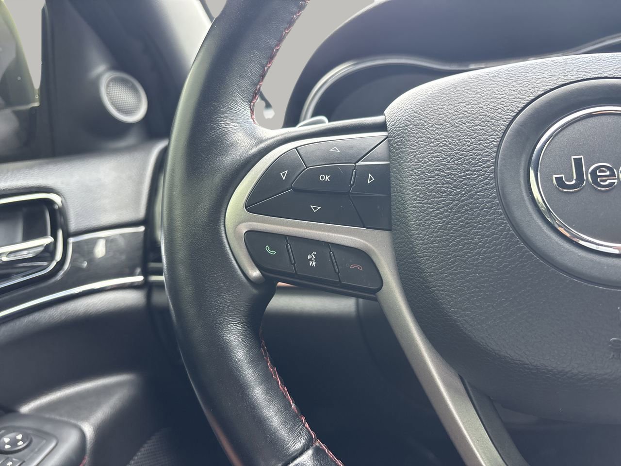 2021 Jeep Grand Cherokee Trailhawk photo 28