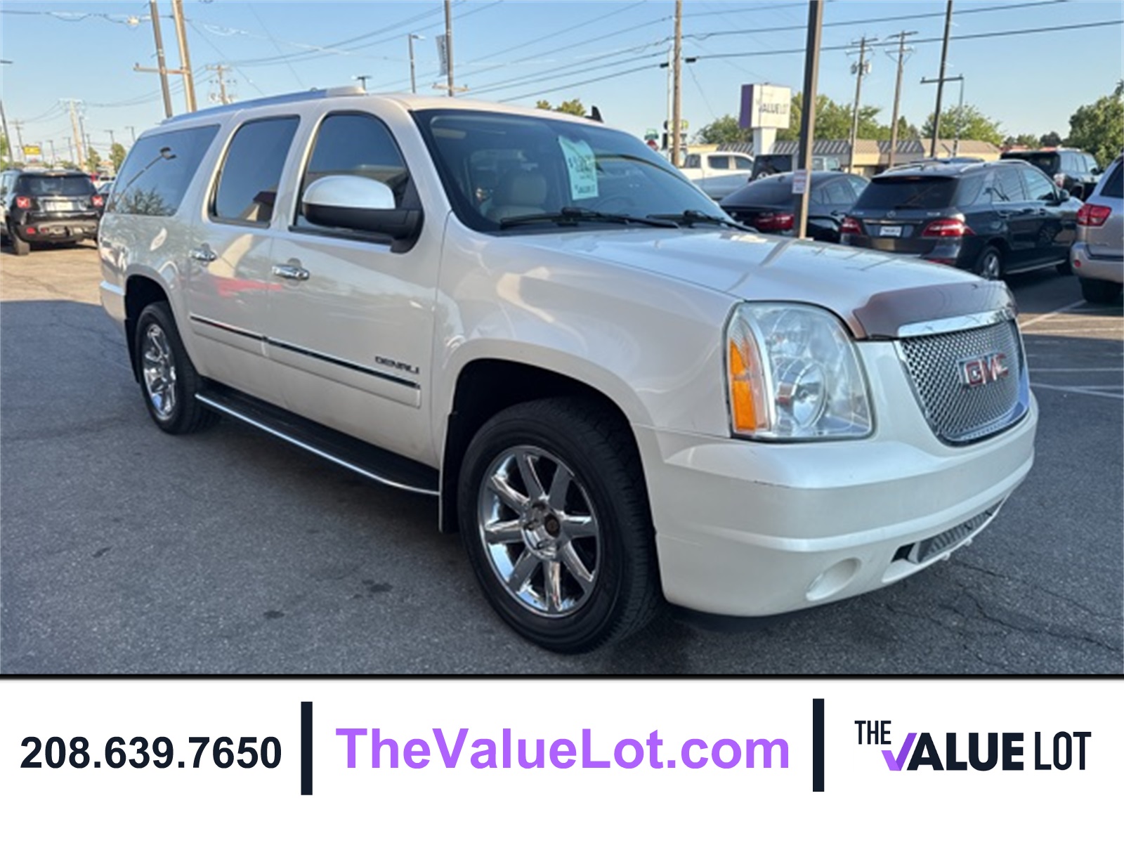 2012 Gmc Yukon XL Denali photo 2