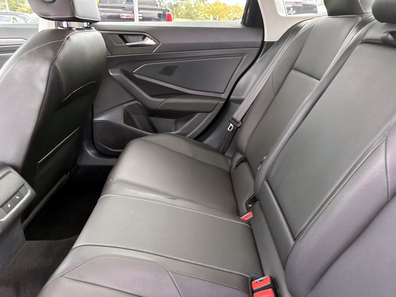 2019 Volkswagen Jetta SEL photo 10